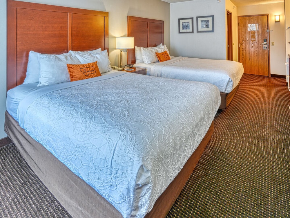 Yellowstone River Inn & Suites - photo 8