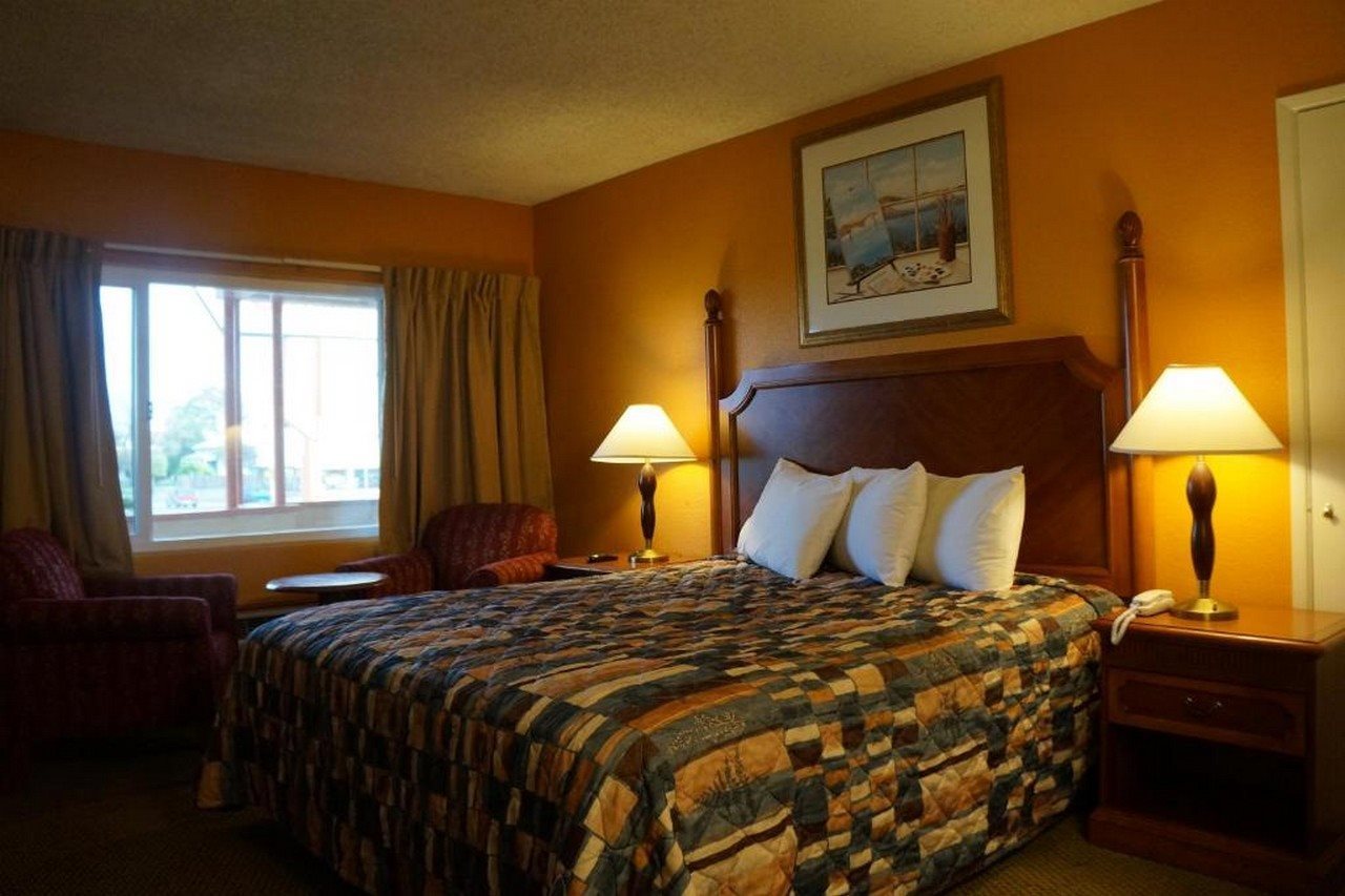 Classic Inn Red Bluff - photo 6