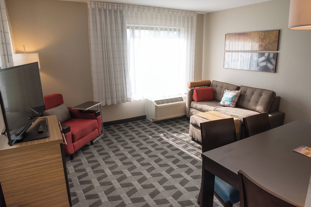 TownePlace Suites by Marriott Battle Creek - photo 6