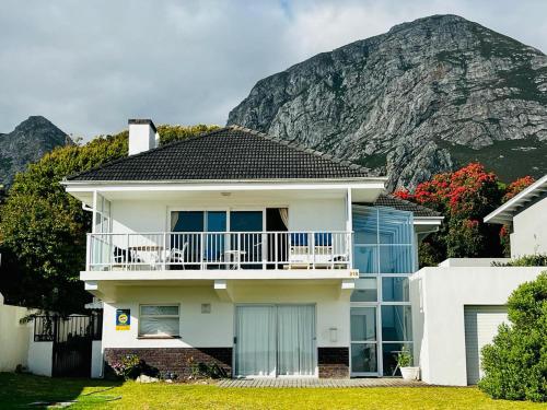 Shonalanga - carbon neutral hotel in Hermanus