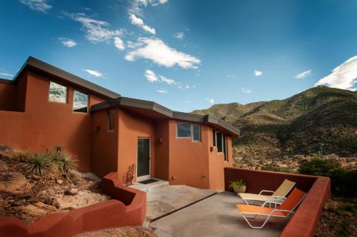 Galeria Viviente Eco Casita — Bisbee
