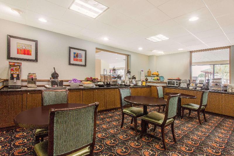 Baymont by Wyndham Fayetteville Fort Bragg Area - photo 13
