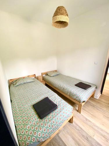 Pine & Apple Beach House — 4-Star Luxury Hotel in Colares, Portugal