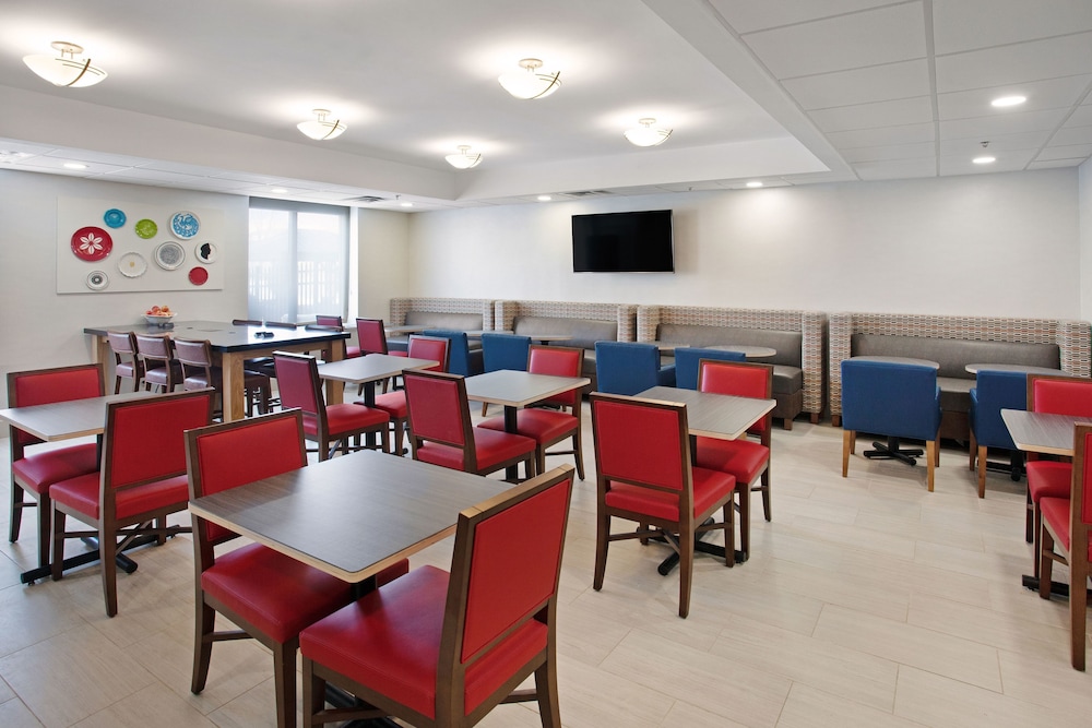 Holiday Inn Express Exton by IHG - photo 32