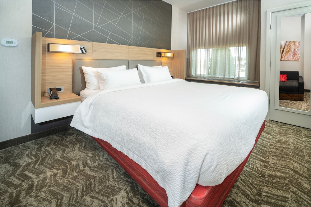 SpringHill Suites by Marriott Kenosha - photo 27