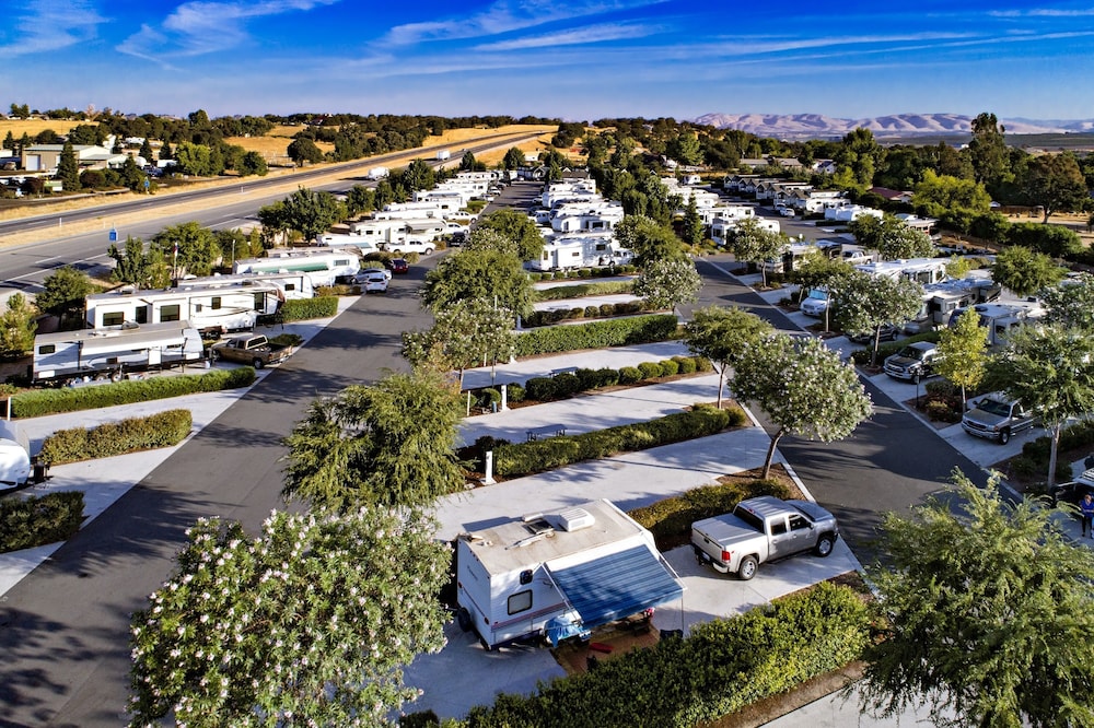 Vines RV Resort - photo 27