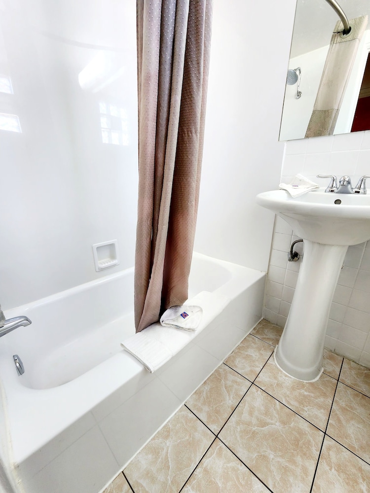 Motel 6 Canon City CO - photo 32
