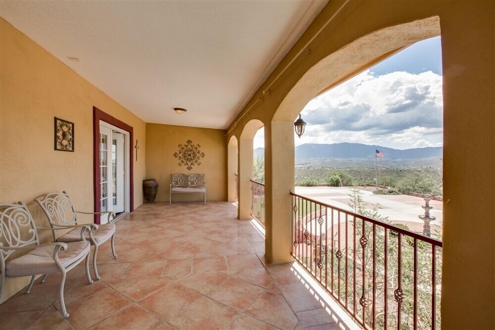 Dream Manor Inn - photo 23
