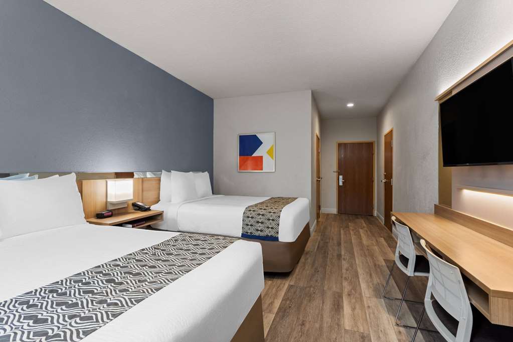 Microtel Inn & Suites by Wyndham Zephyrhills - photo 22