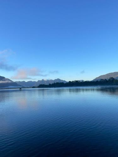 Cabaña en selva patagónica cerca del pueblo in Unknown City, Chile