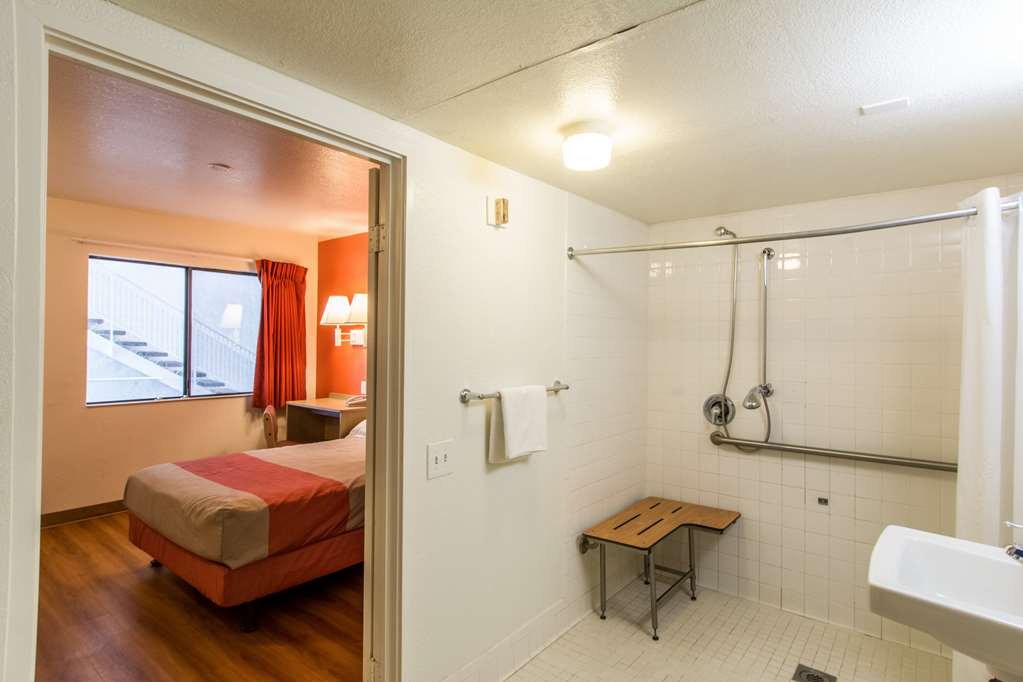 Motel 6 Redding CA North - photo 19