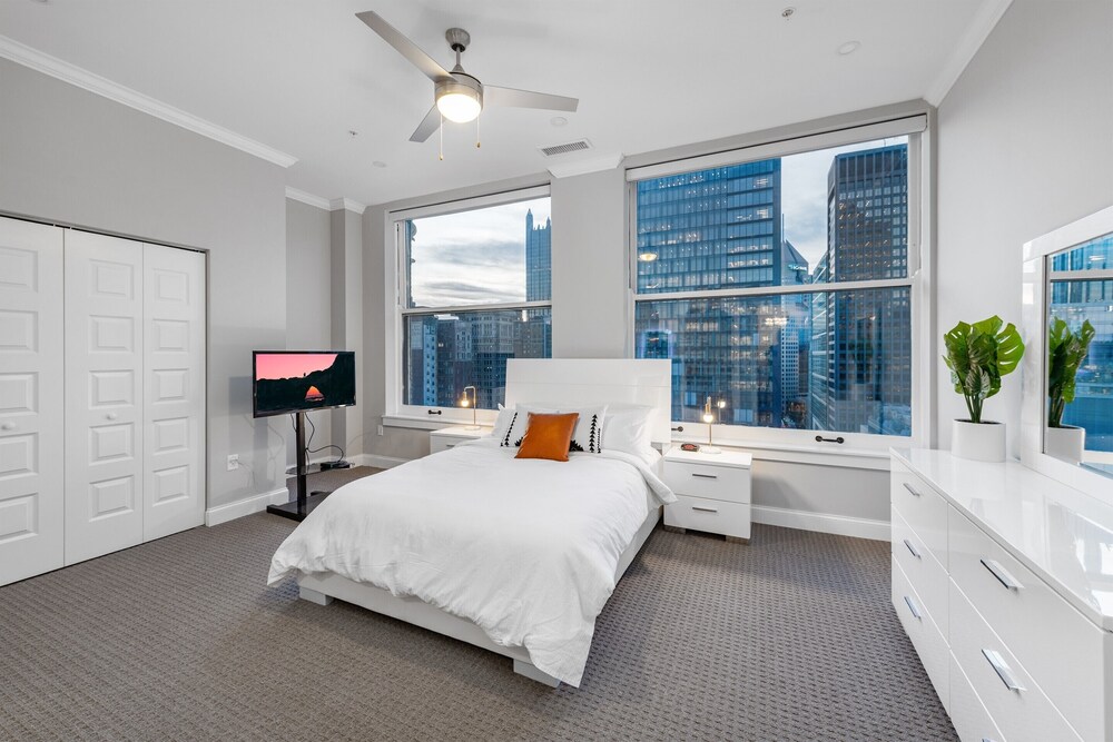 Global Luxury Suites Downtown Pittsburgh - photo 5