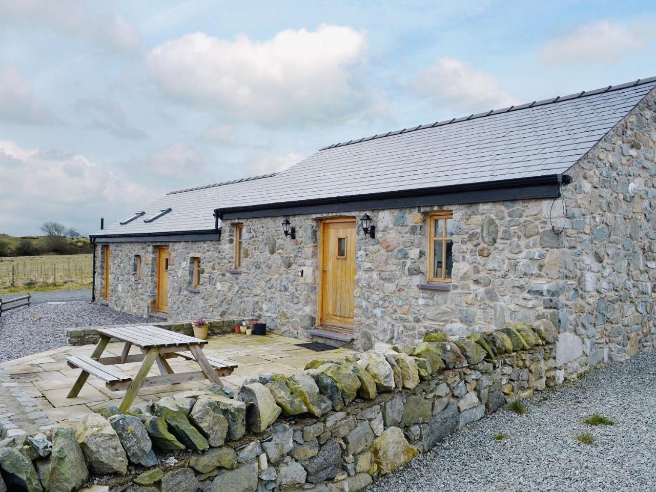 The Top Barn — 4-Star Luxury Hotel in Holyhead, United Kingdom