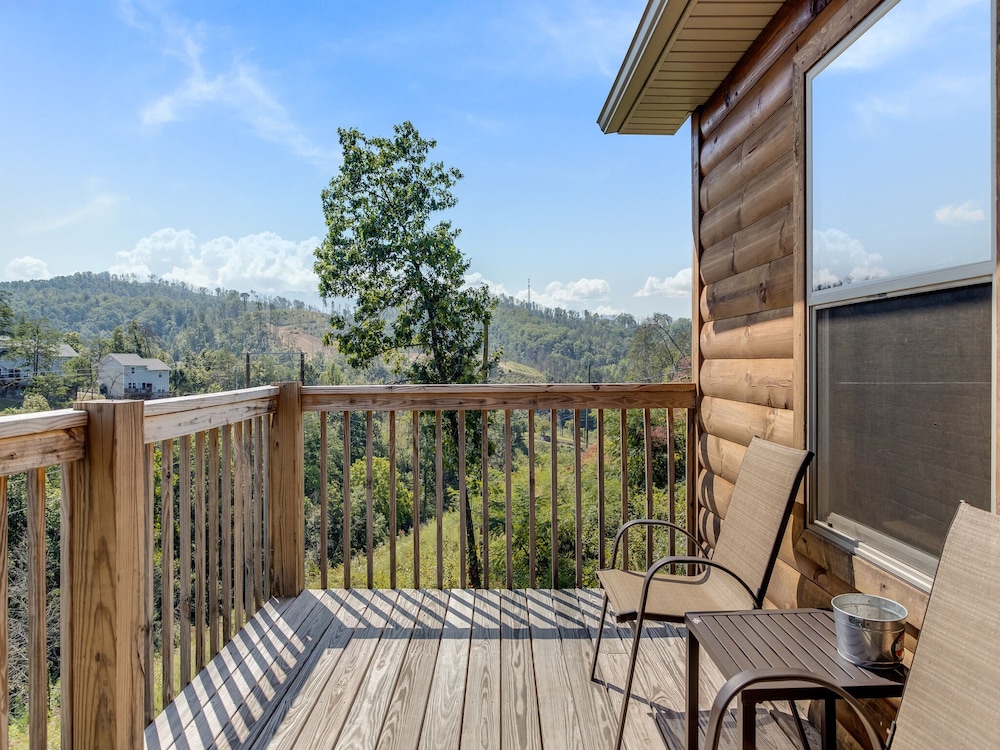 Emily's Hideaway - photo 6