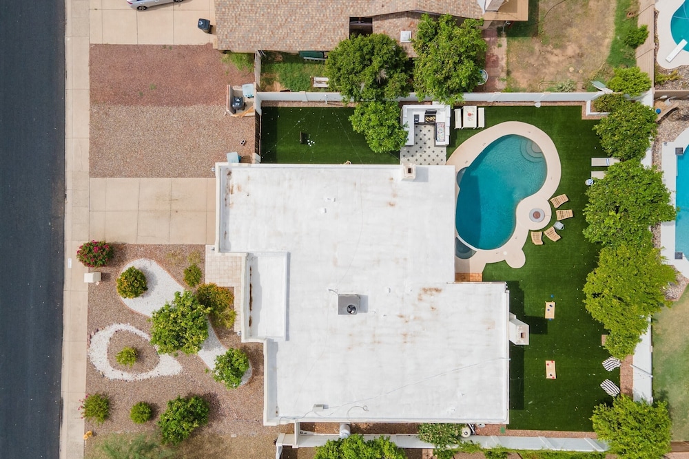 Bright Eyes by Avantstay Chic Boho Retreat Pool - photo 19