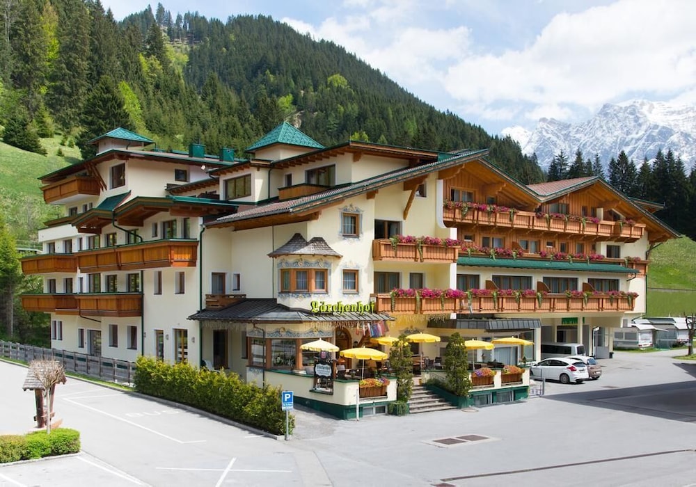 Hotel Lärchenhof — hotel in Lermoos