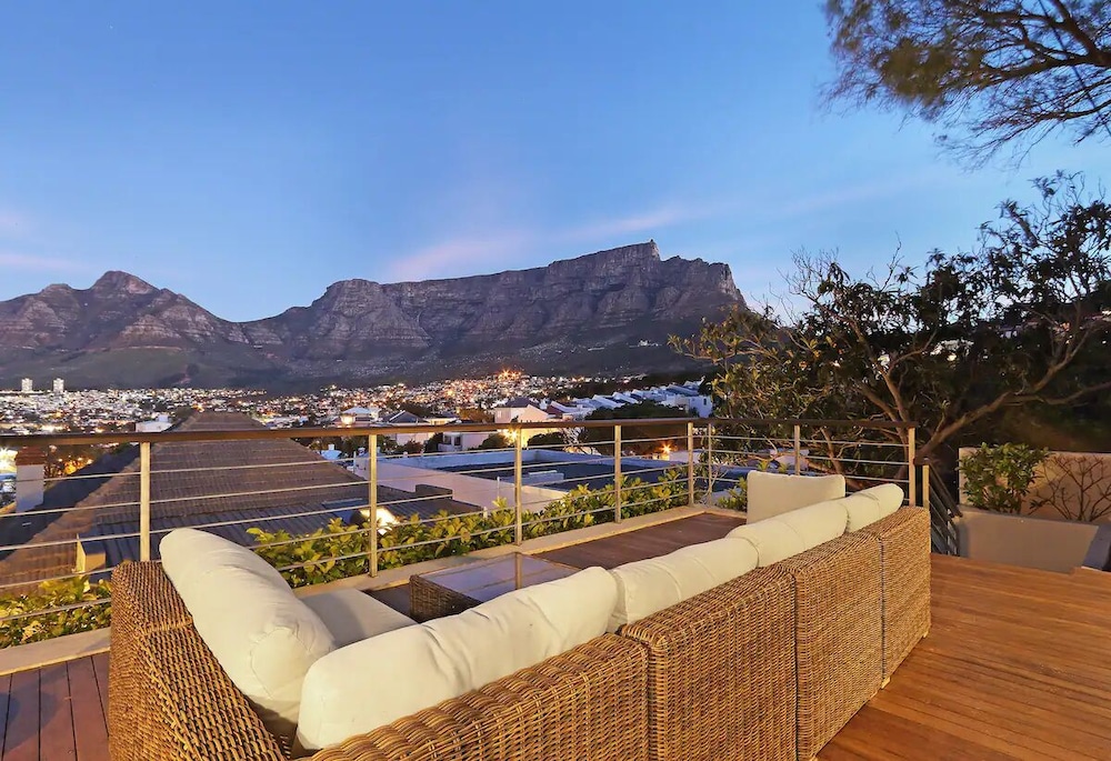 Albert Road 14 — 4-Star Luxury Hotel in Cape Town, South Africa