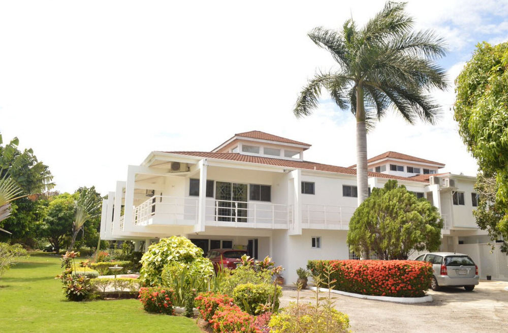 Natures Bliss Lifestyle Center in Montego Bay, Jamaica