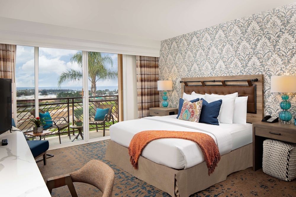 The Cassara Carlsbad Tapestry Collection by Hilton - photo 28