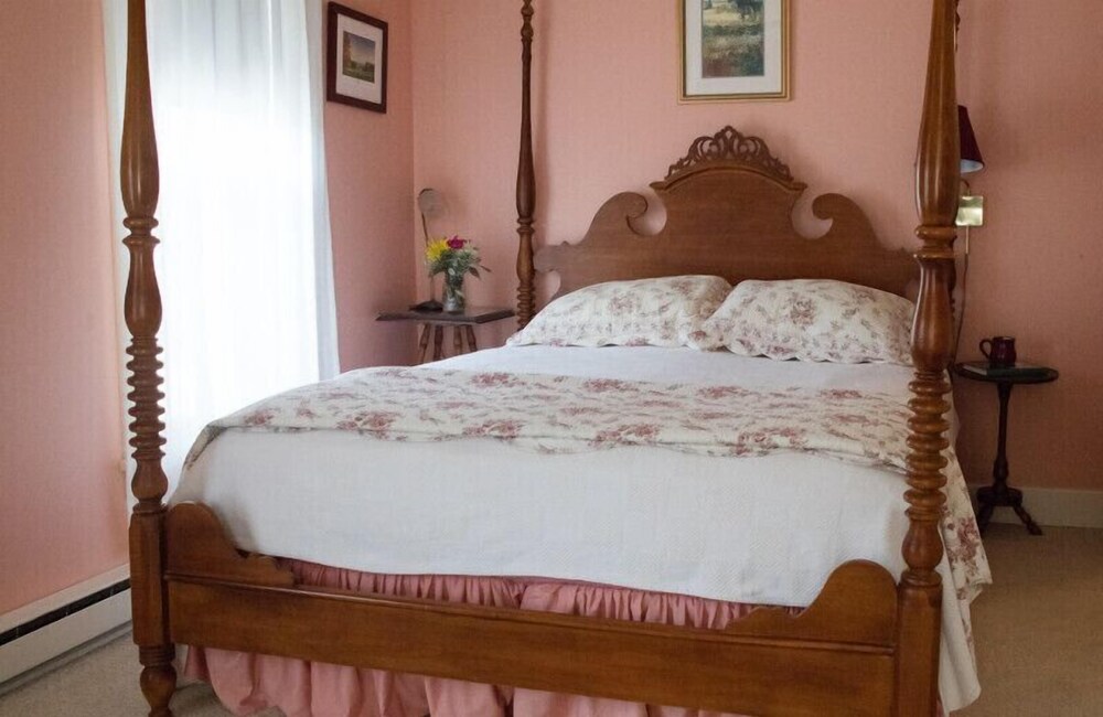 Eagles Mere Inn - photo 3