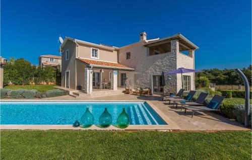 New Villa Corinne with 42 m2 pool sauna — 4-Star Luxury Hotel in Visignano, Croatia