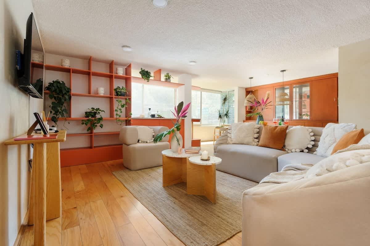 Classy Stay with Private Patio Near the Parks in Cuauhtemoc, Mexico