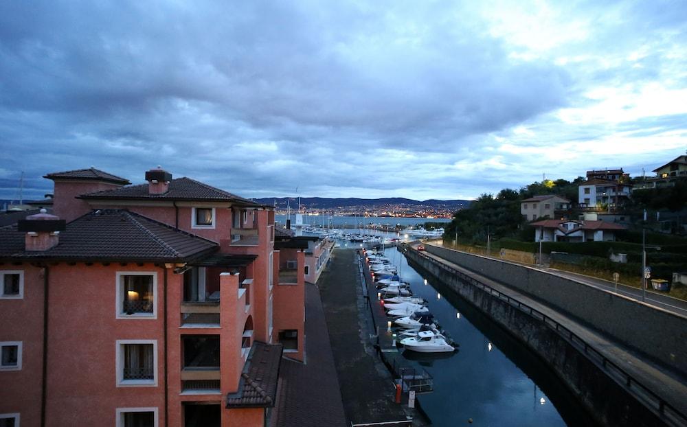 Appartamenti Porto San Rocco — hotel in Muggia