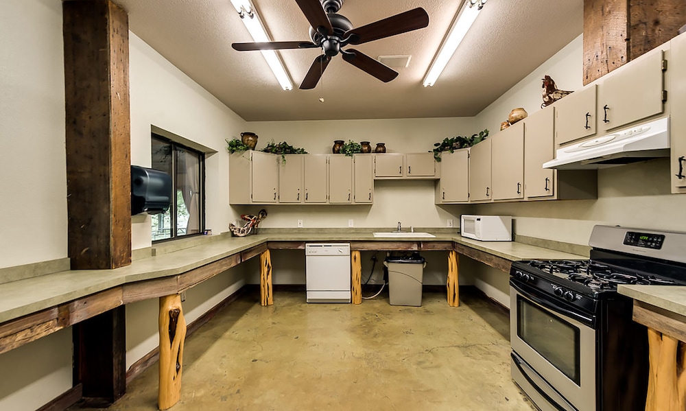 Rustic Creek Ranch Resort - photo 114