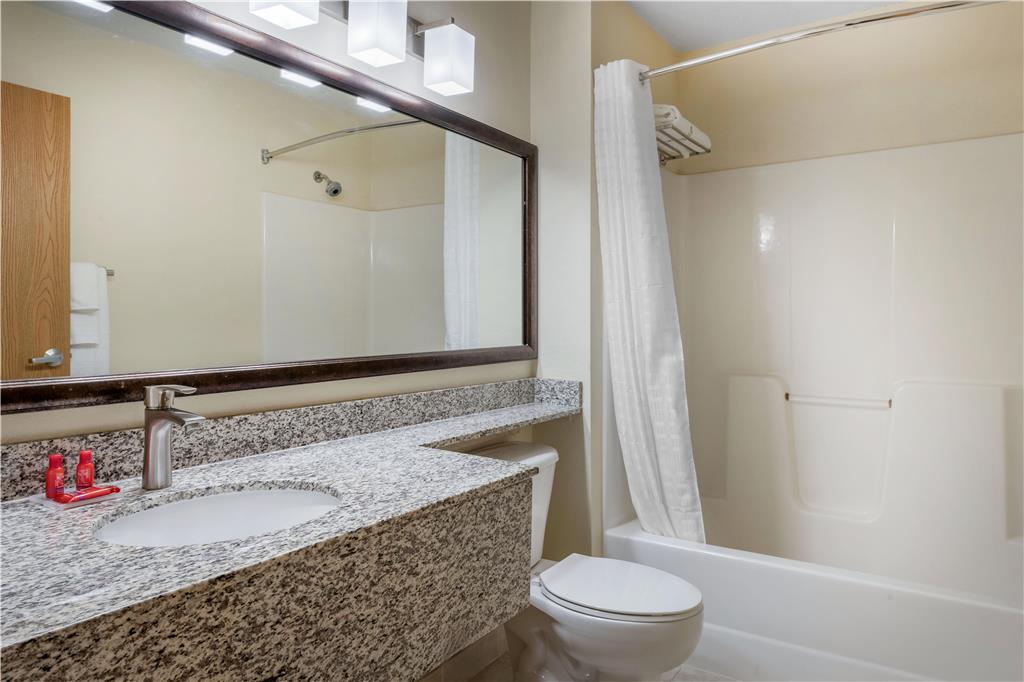 SureStay Plus Hotel by Best Western Litchfield - photo 31