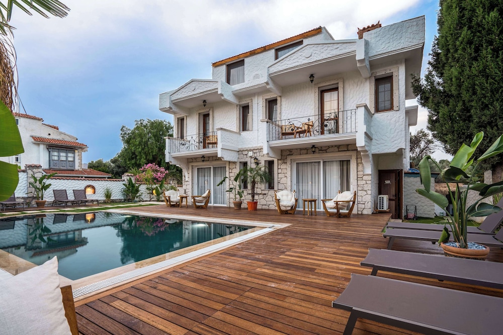 Buğra s Serenity Alaçatı - last minute hotel in Cesme