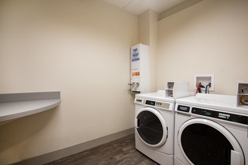 Holiday Inn Express Hotel & Suites Tavares Leesburg by IHG - photo 22