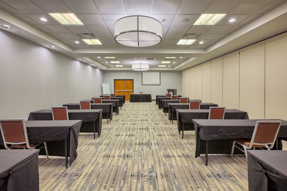 Four Points By Sheraton Raleigh Durham Airport - photo 16