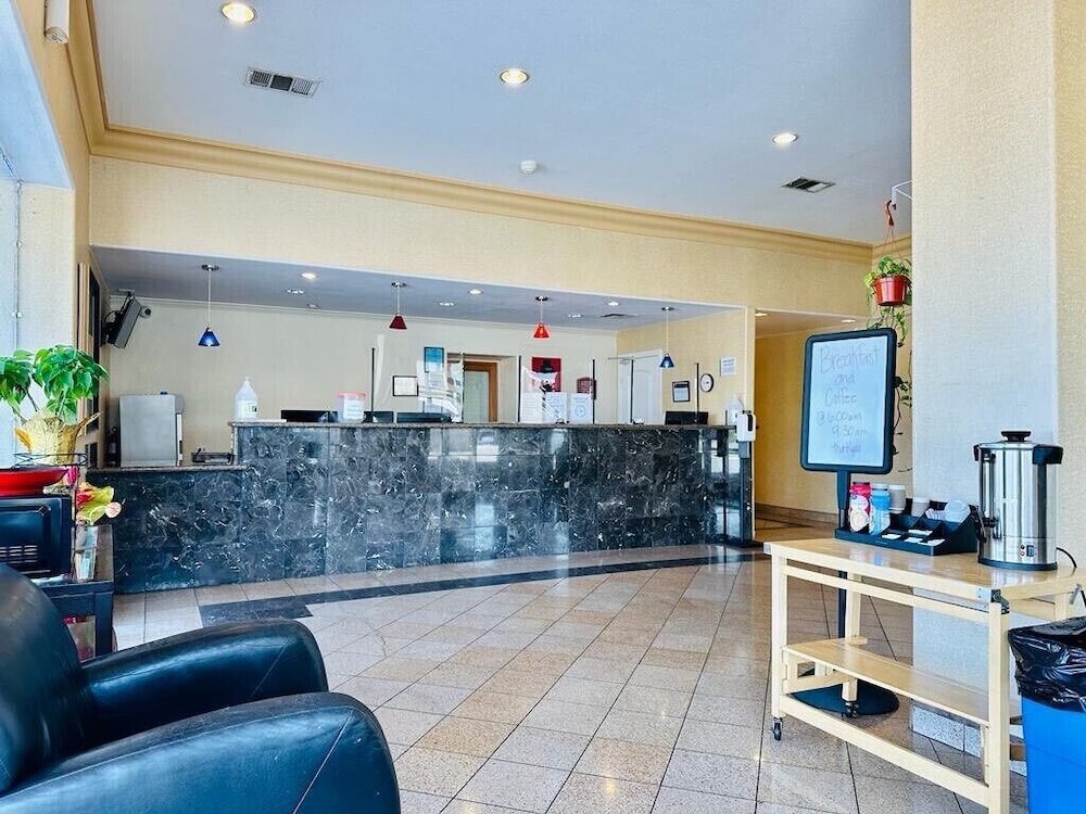 Ocotillo Inn — El Centro — photo 2