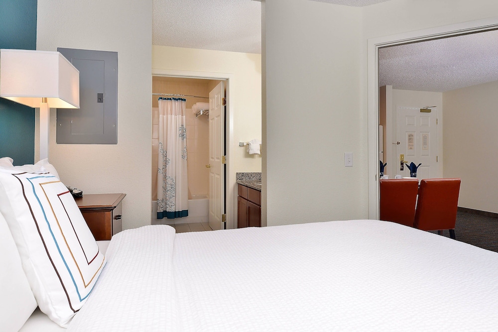 Residence Inn by Marriott Denver Airport at Gateway Park - photo 12