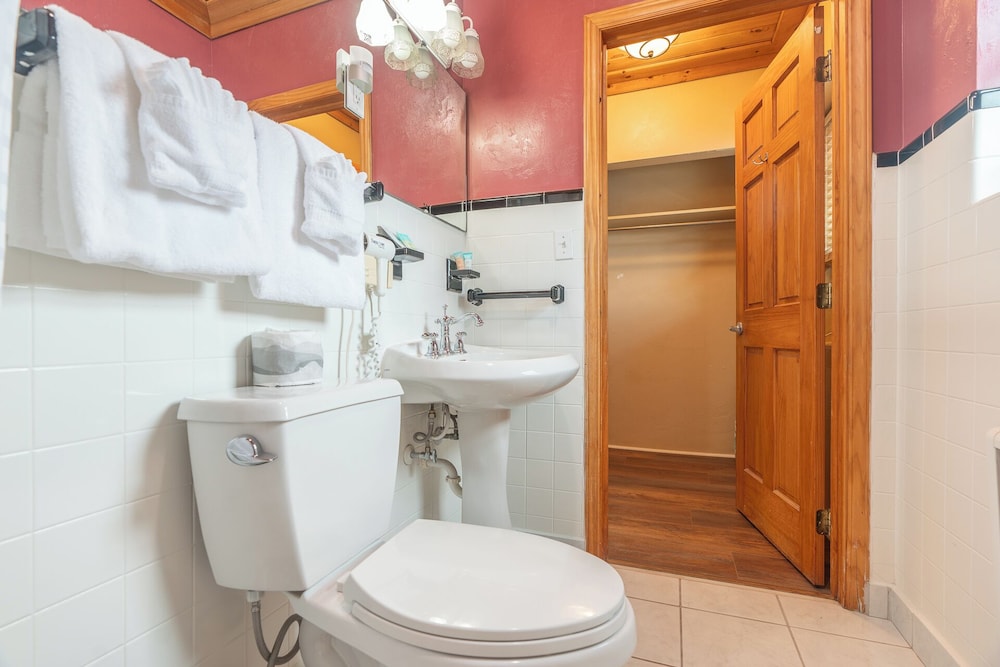 Ridgeway Inn - photo 75