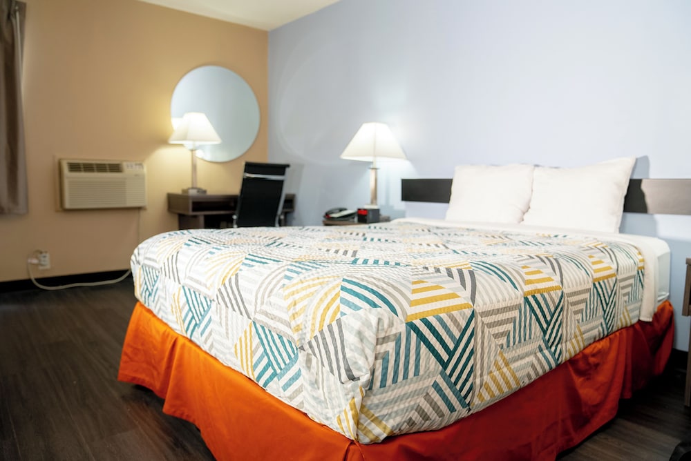 Motel 6 Litchfield IL - photo 7