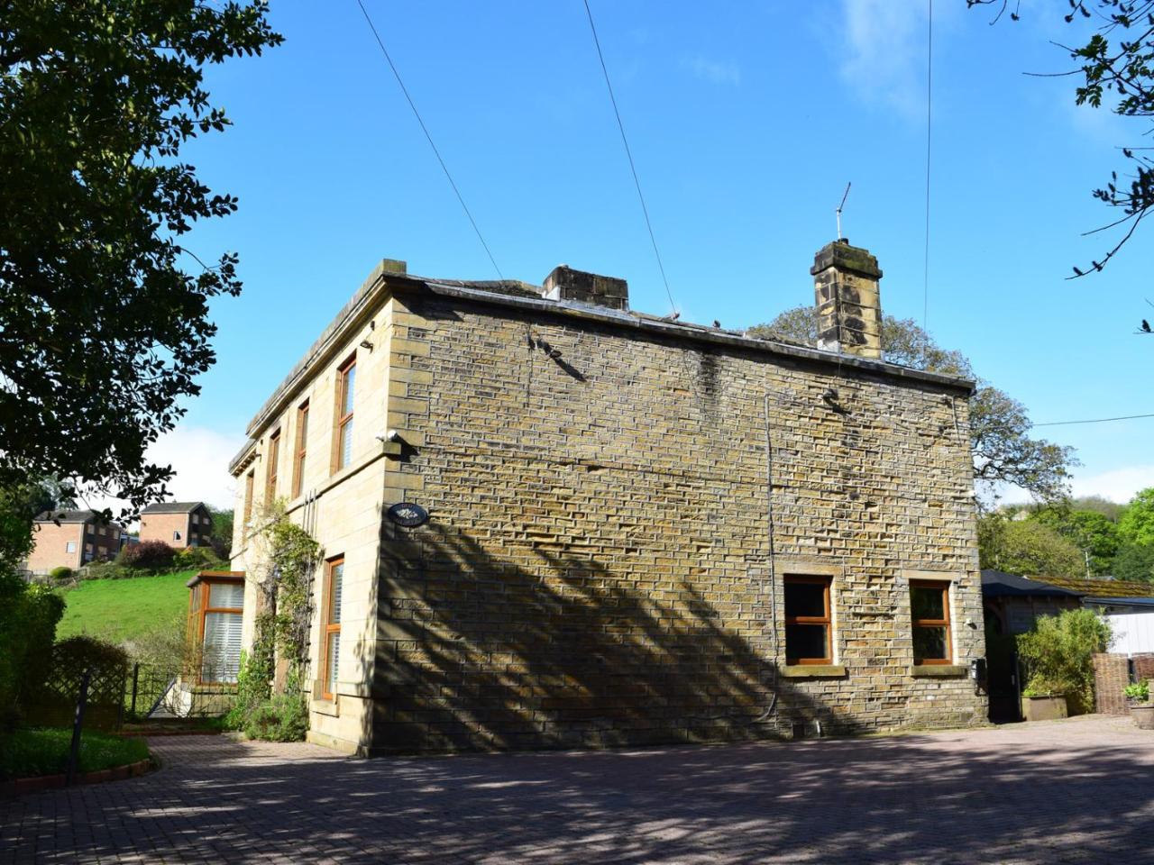The Old Post Office Pet Friendly Group Stays in Holmfirth in Holmfirth, United Kingdom