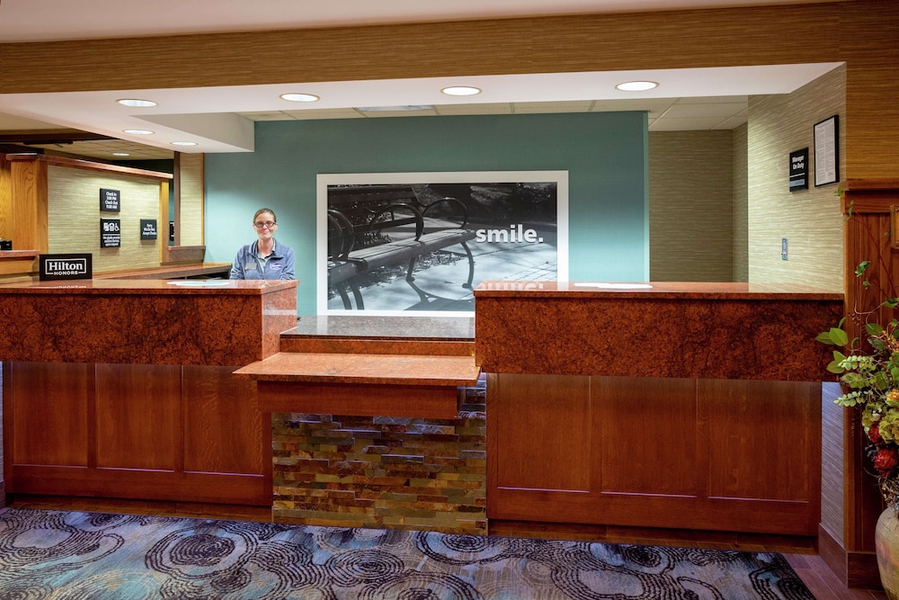 Hampton Inn Duluth Canal Park - photo 9