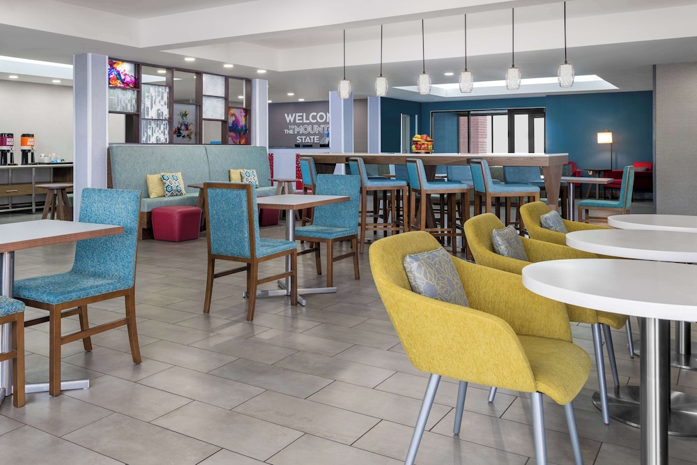 Hampton Inn Martinsburg - photo 44