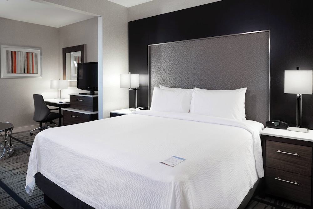 Fairfield Inn & Suites Boston Cambridge - photo 19