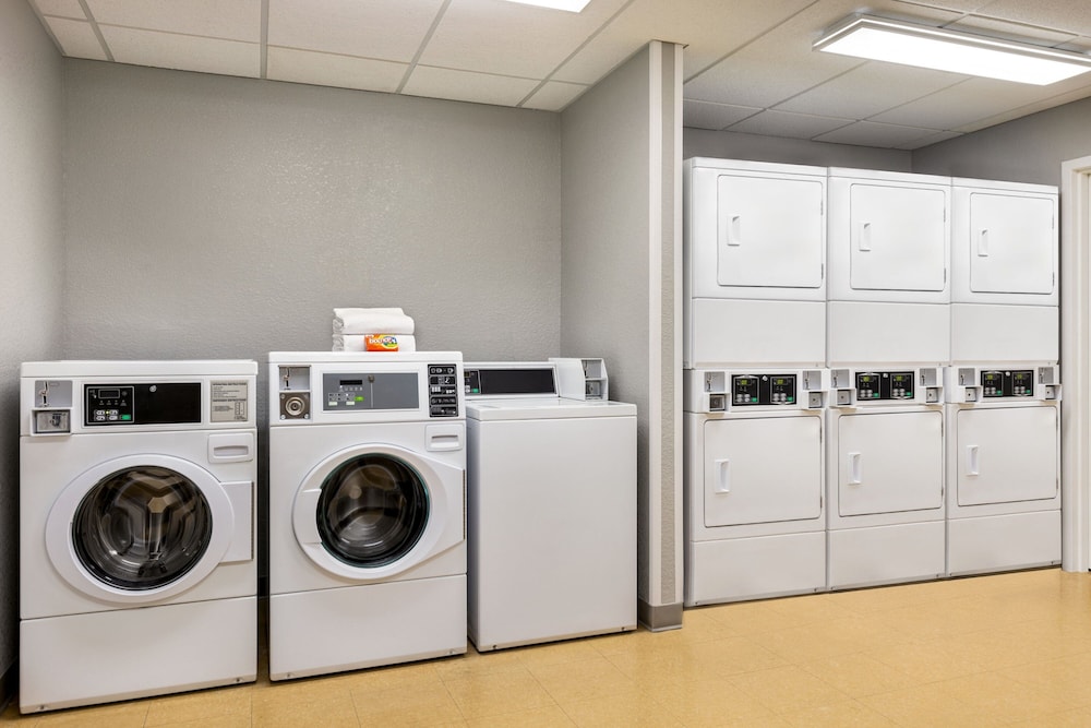 Towneplace Suites by Marriott Harrisburg West Mechanicsburg - photo 44