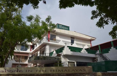 Hotel Moksha - carbon neutral hotel in Rishikesh