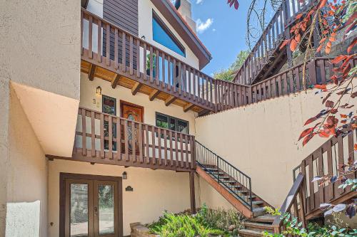 Ski and Golf Condo 9 min to VailBC — 4-Star Luxury Hotel in Avon, United States