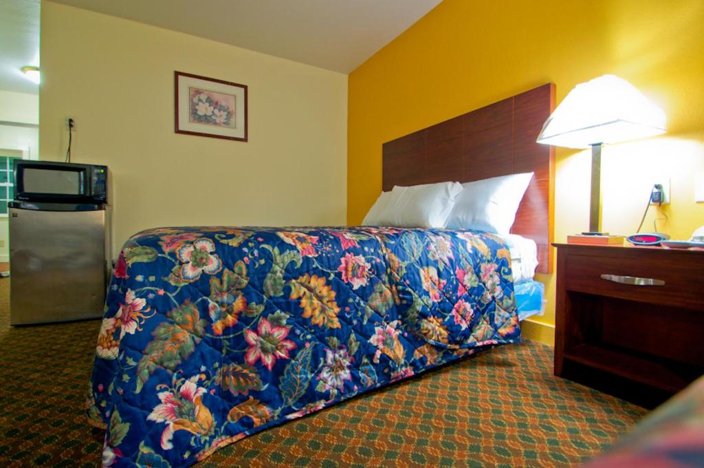 Passport Inn and Suites Middletown - photo 24