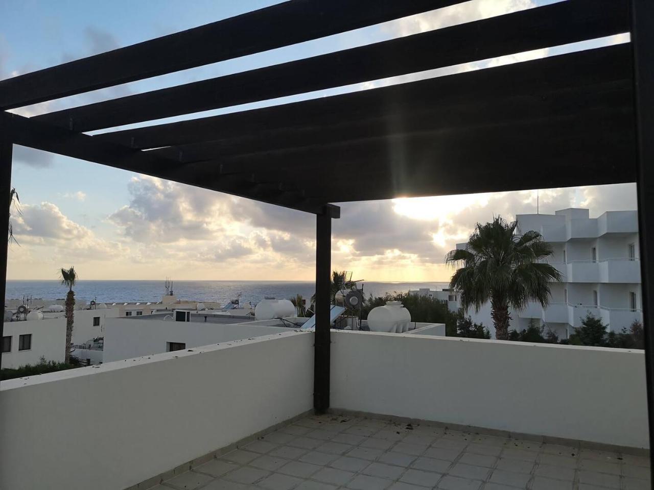 Villa Med Sunset
