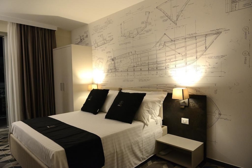 Riva 33 — 4-Star Luxury Hotel in Porto Cesareo, Italy