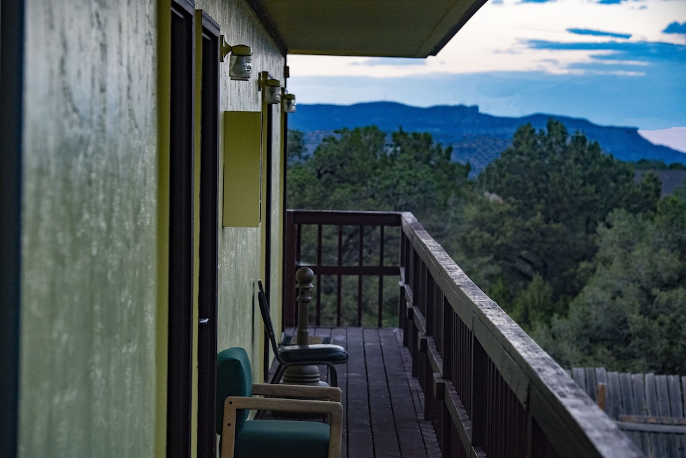 Tower 64 Motel & RV - photo 145