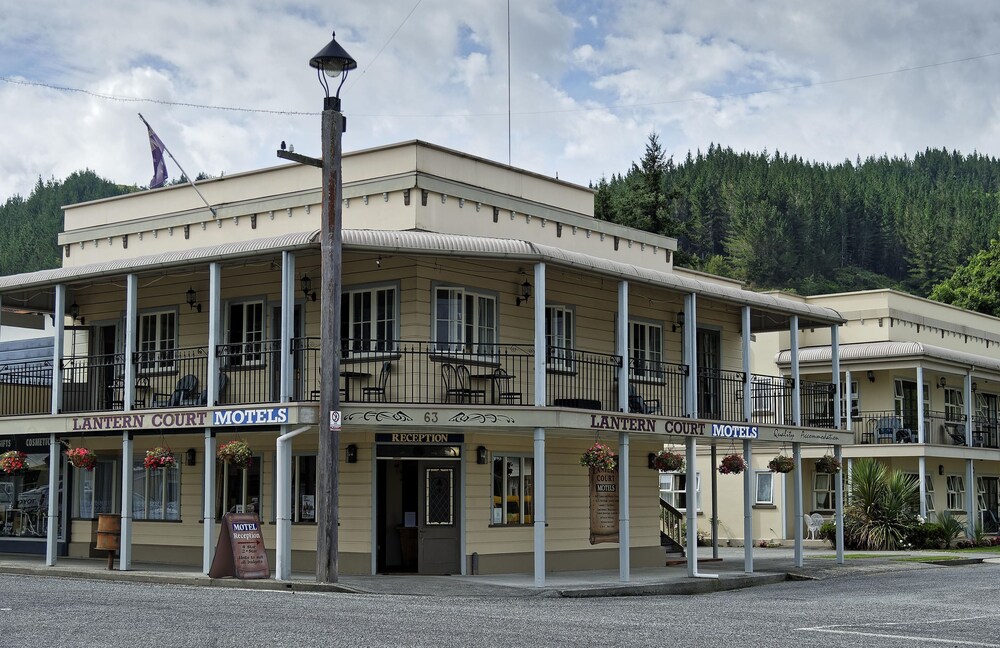 Lantern Court Motel in Westport, New Zealand