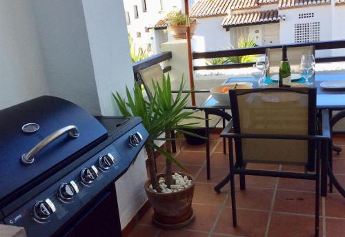 Vista Marina 2 bedrooms sleeps 4 in La Herradura, Spain