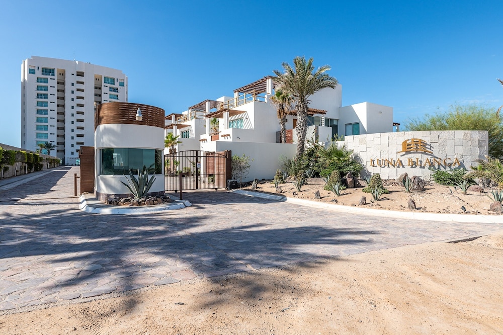 Luna Blanca 0801 2BR by Kivoya in Puerto Penasco, Mexico